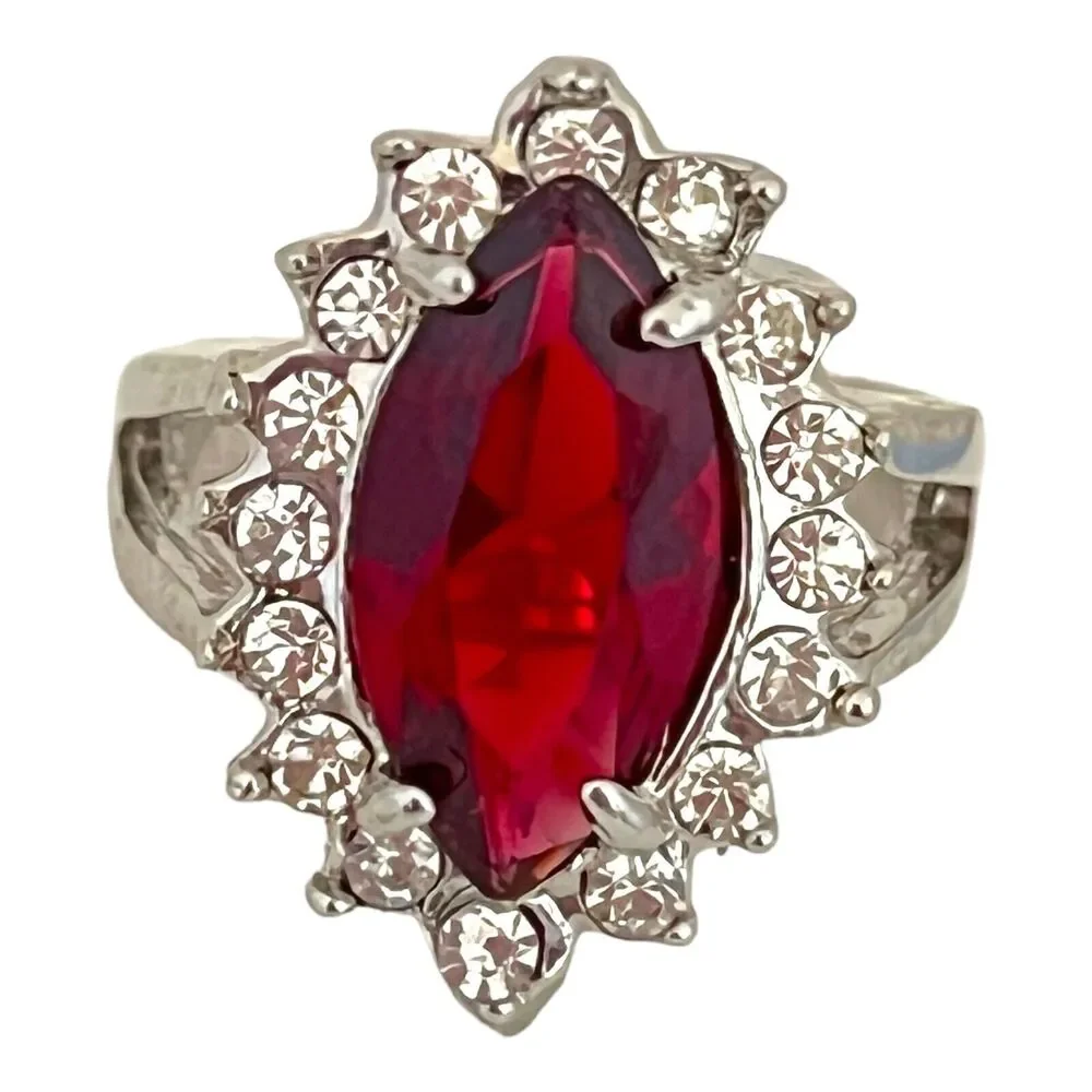 Vintage Jewelry era circa